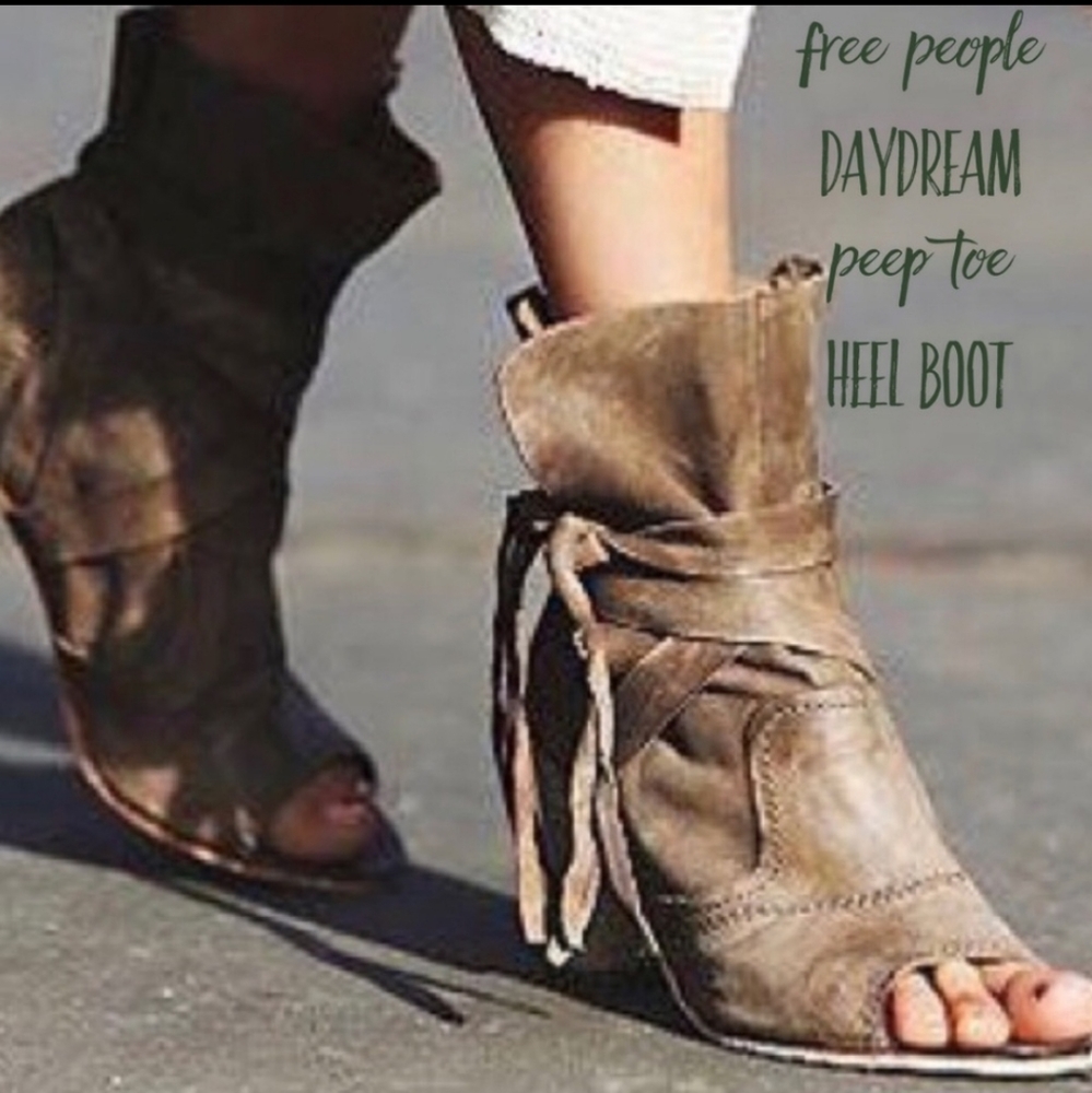 FREE PEOPLE Daydream Heel Boot

SZ 37 (F)